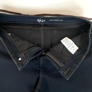 Ladies Style and Co. jeans in excellent condition! Smoke free home!